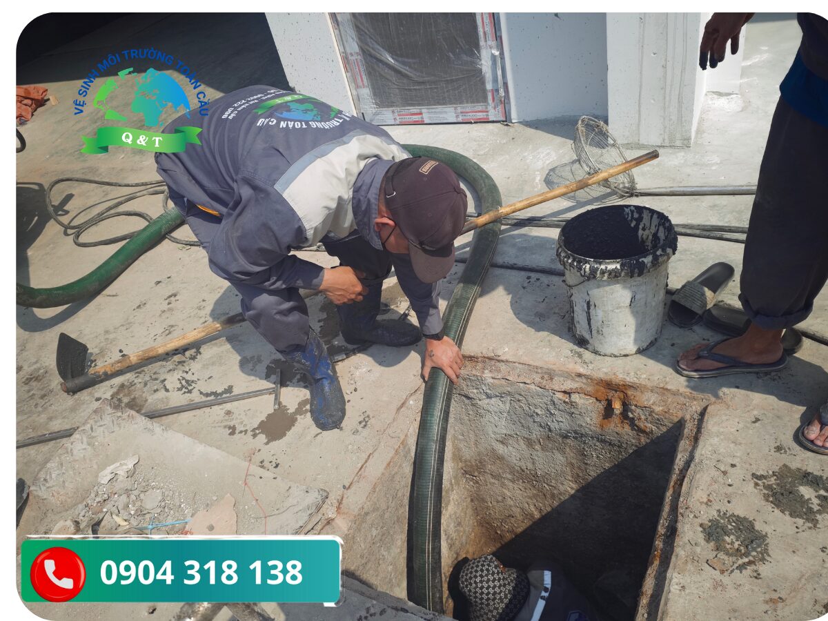 Thông bồn cầu Tân Bình