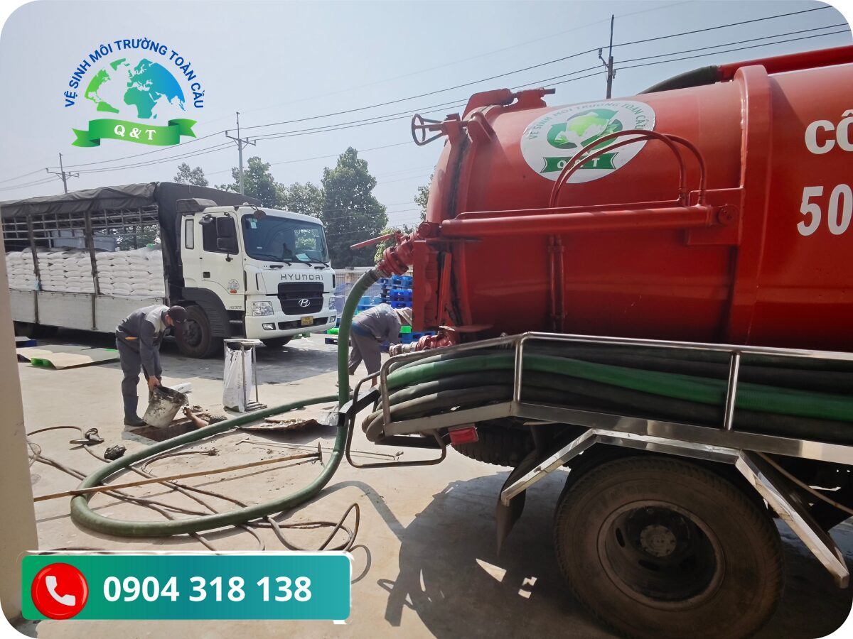 Dịch vụ cung cấp vận chuyển bùn vi sinh Long An gồm những gì?