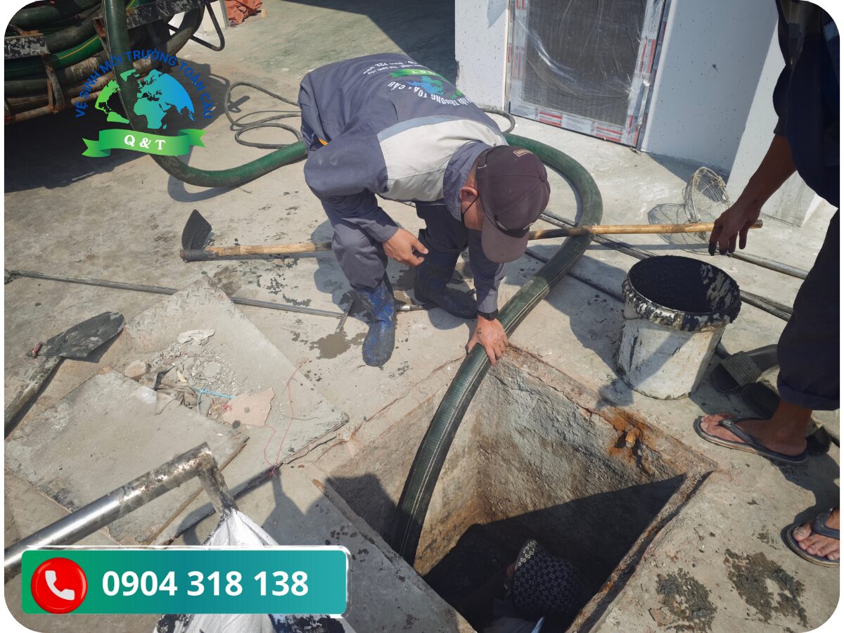 Thông tắc cống tại Thái Nguyên