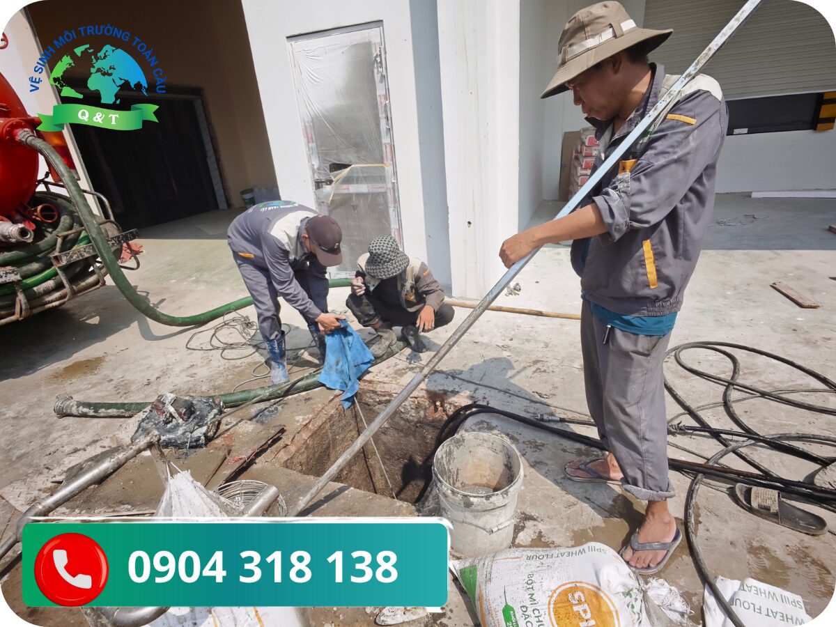 Nhận biết bồn cầu đang bị tắc nghẽn