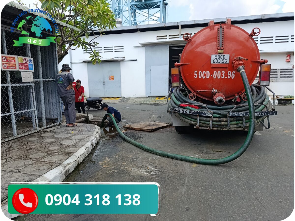 Khi Nào Cần Hút Thay Vì Chỉ Thông Bồn Cầu?