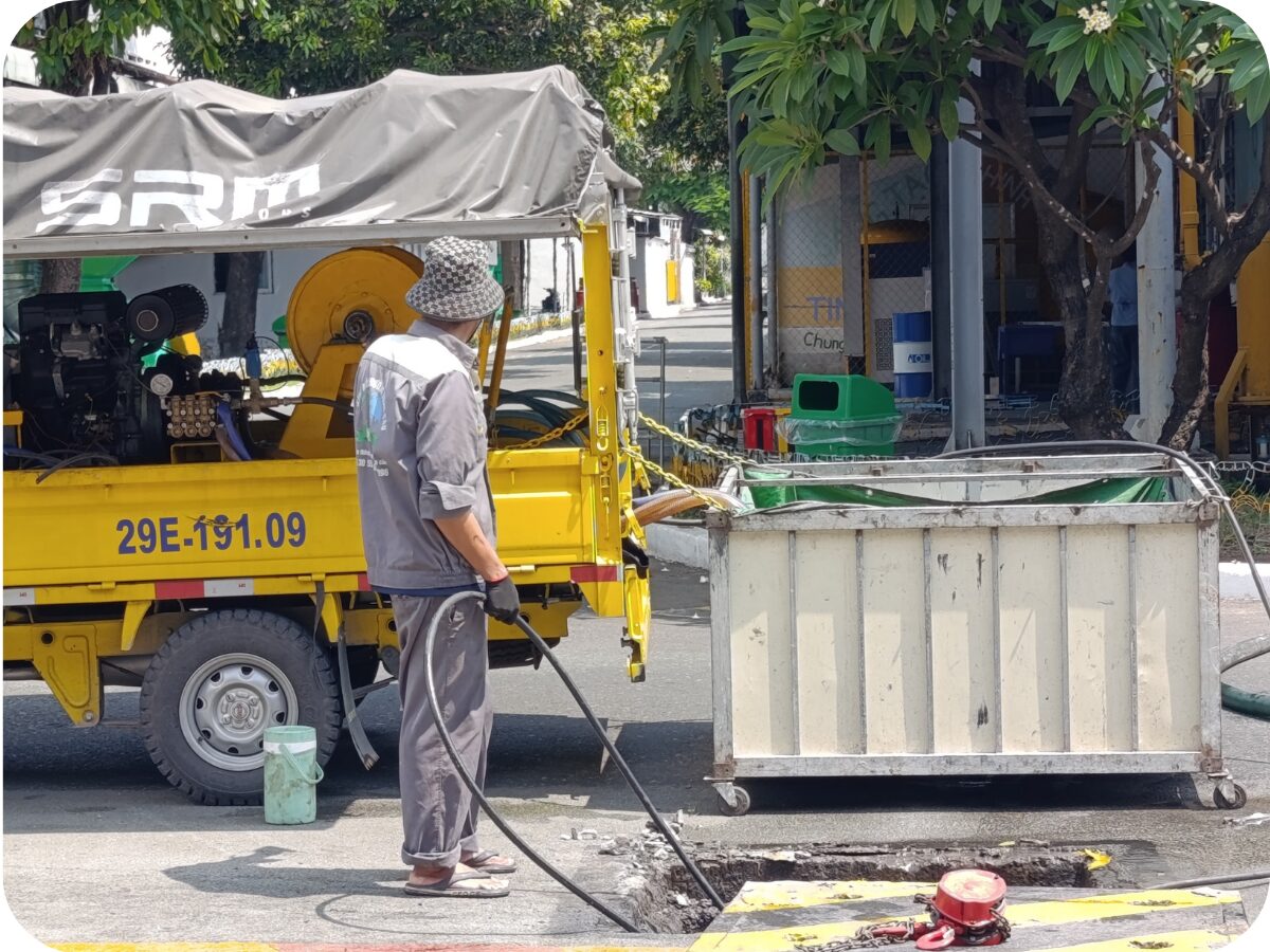 Thông bồn cầu Thạnh Hoá