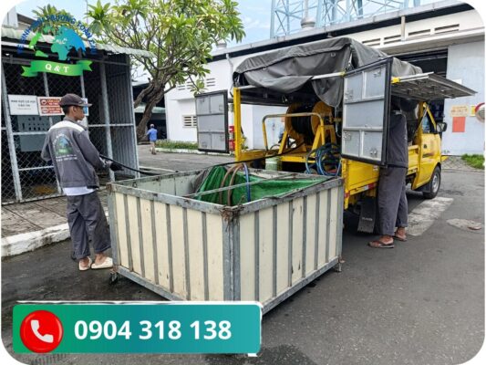 Thông bồn cầu Phú Tân