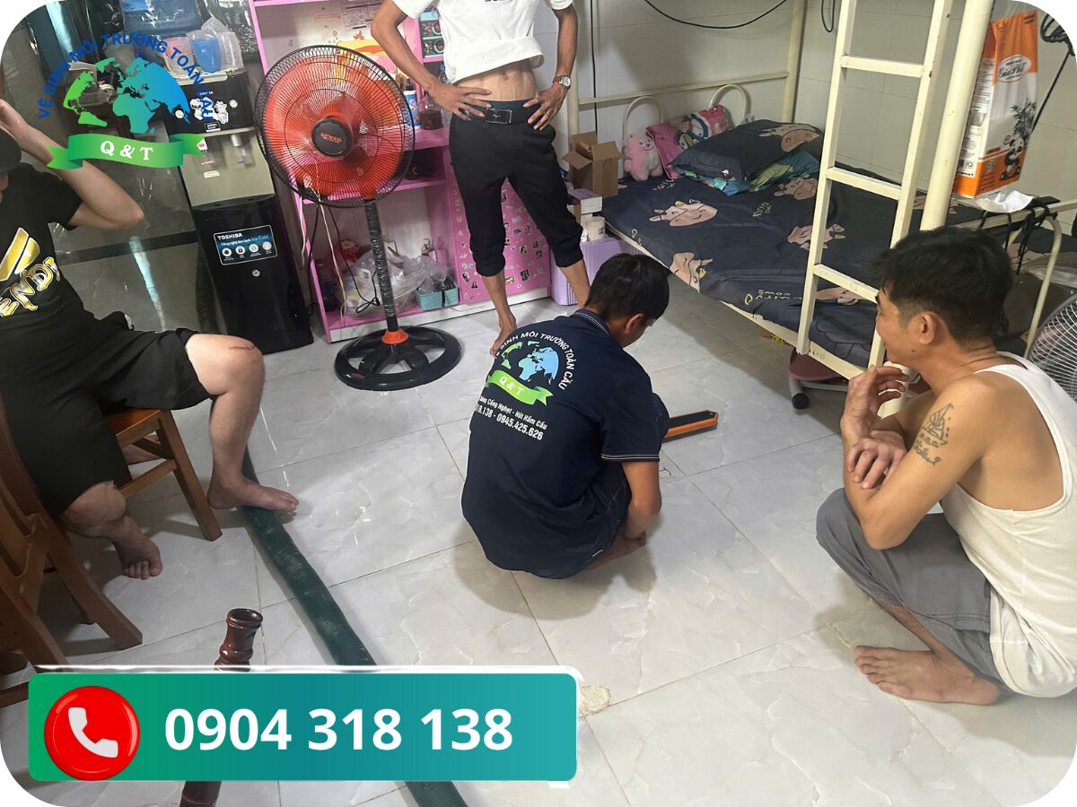 Thông bồn cầu Trần Văn Thời
