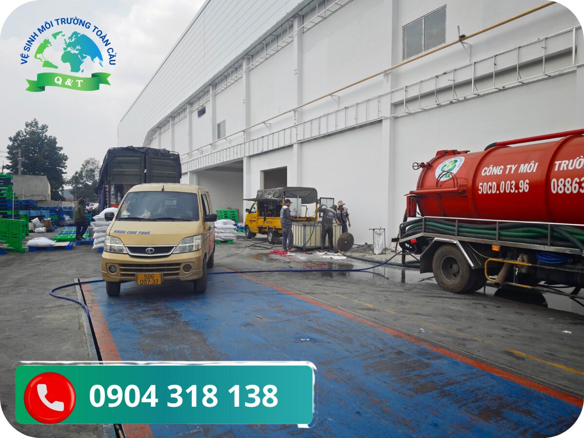 Các hạng mục hút hầm cầu tại Tân Hồng