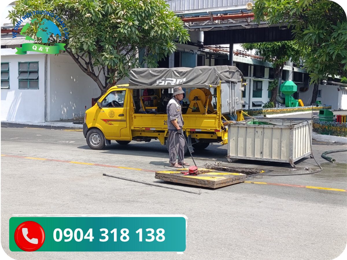 Quy trình hút hầm cầu Chợ Mới diễn ra như thế nào?