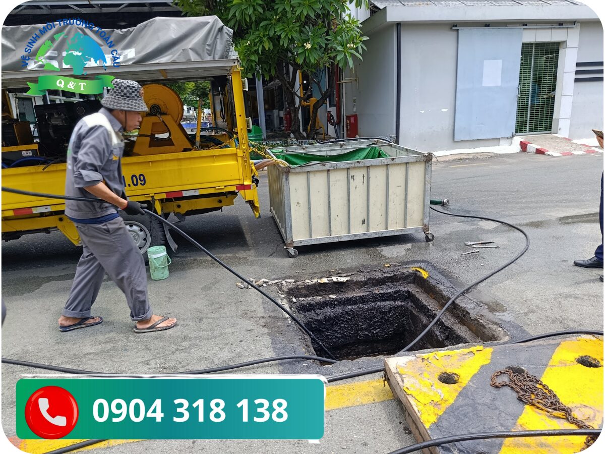 Quy Trình Thông Tắc Bồn Cầu Chuẩn 7 Bước Tại Giá Rai