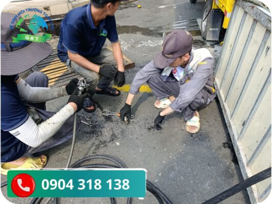 Thông bồn cầu Long Xuyên